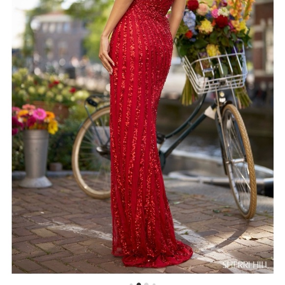 Worn once. Altered down to a zero - Picture 3 of 3